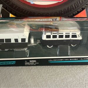 Volkswagen Samba Camper Toy Van with Trailer - Black & White